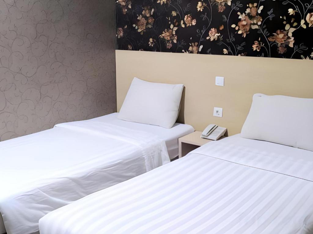 Mine Home Hotel By Sovia Bandung Exterior foto